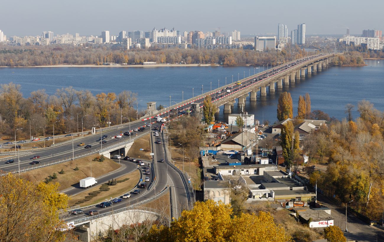 Рух мостом Патона у Києві дозволений, але з обмеженнями: що повідомила влада