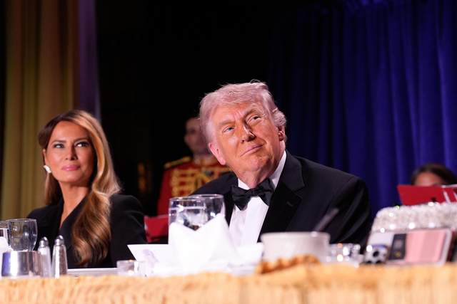 Трамп пояснив, чому затримав евакуацію з готелю під час стрілянини