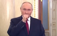 «Кхе-кхе»: Кремль опублікував невідредаговане привітання Путіна з 8 березня