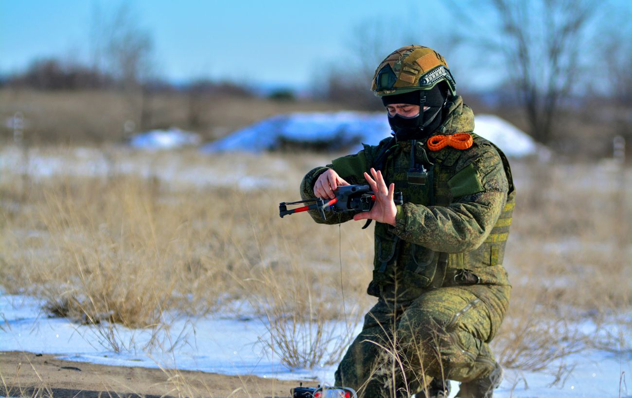 Російські війська масово перекидають дешеві дрони на фронт, — повідомляє Флеш.
