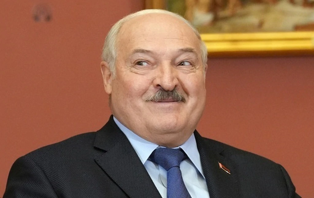 Лукашенко пригрозив Україні та країнам НАТО ракетою «Орєшнік»