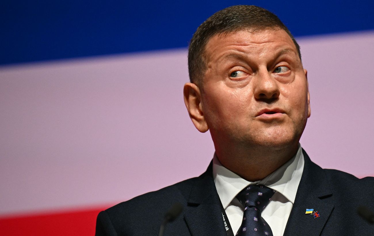 Маневр Залужного: чи готується «залізний генерал» до політики