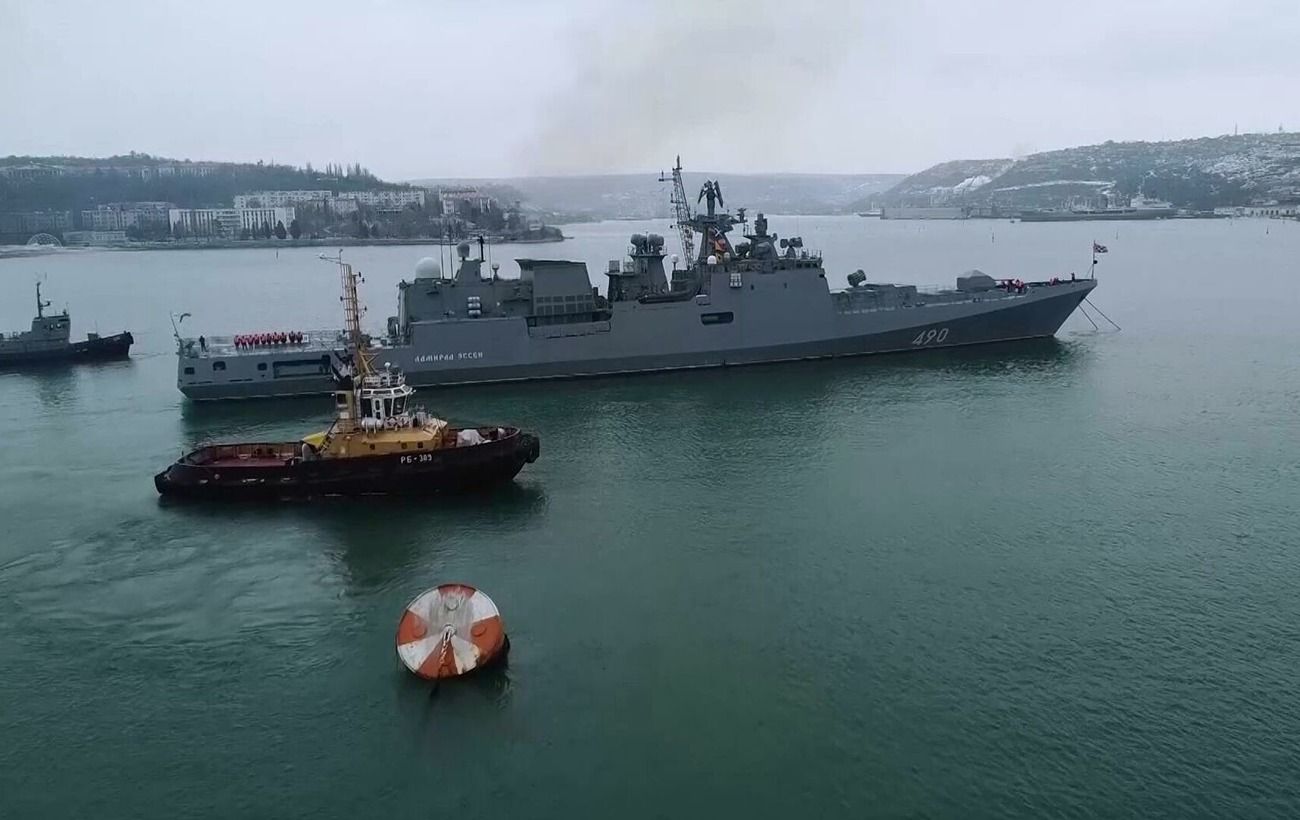 Достали і в Новоросійську: дрони України атакували фрегат «Адмірал Ессен», — OSINT-аналітики.