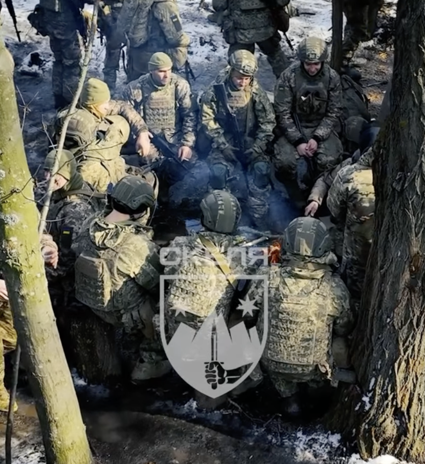 Обід під час БЗВП: як проходить перерва у підготовці бійців ОШП 425 «Скеля»