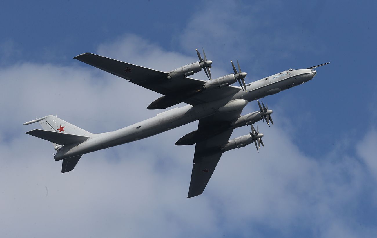 США і Канада підняли винищувачі через російські літаки біля Аляски