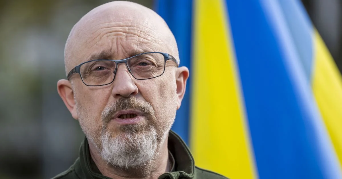 До бою! Резніков знову заговорив про мобілізацію жінок: «Фізіологічно у них реакція краща»