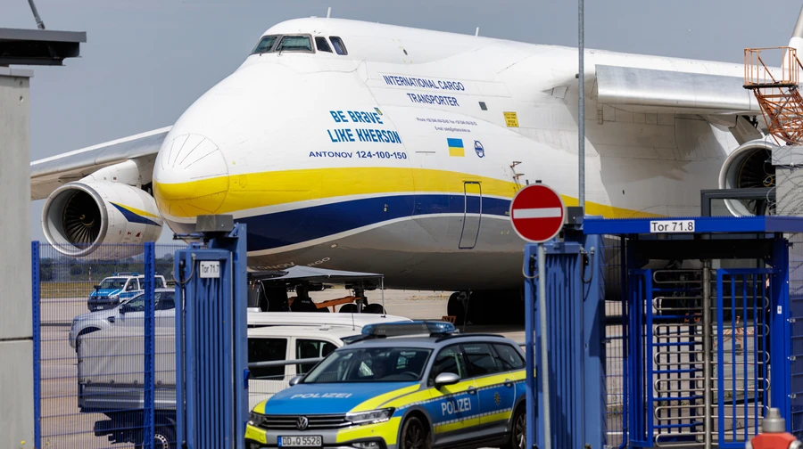 Дрон із вибухівкою біля українського «Антонова» в Лейпцигу міг збити водій автобуса: силовики говорять про спробу теракту