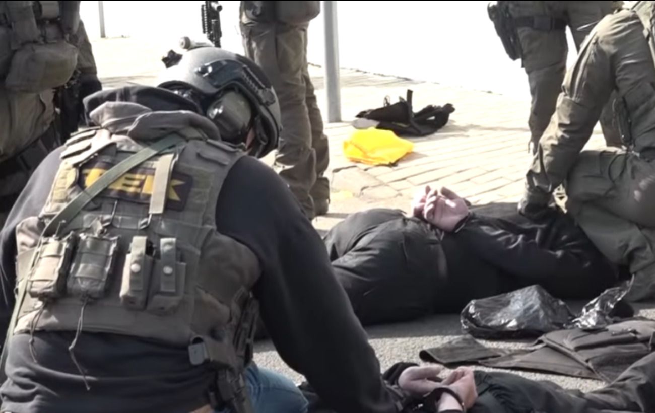 У Орбана показали видео, как украинских инкассаторов брали в заложники