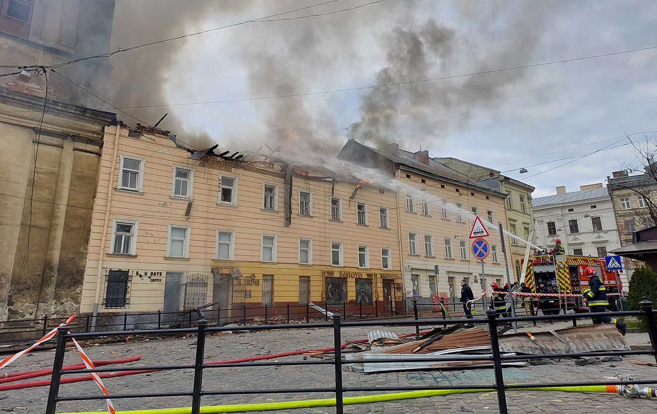 Майже 1000 дронів за добу: ППО знищила понад половину під час масованої атаки РФ