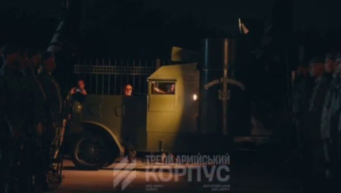 ФОТО! Білецький очолив прощання з Коновальцем: прах привезли на броньовику