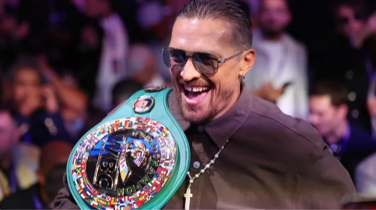 «Гроші змінюють усе»: глава WBC відреагував на відмову Усика від поясів