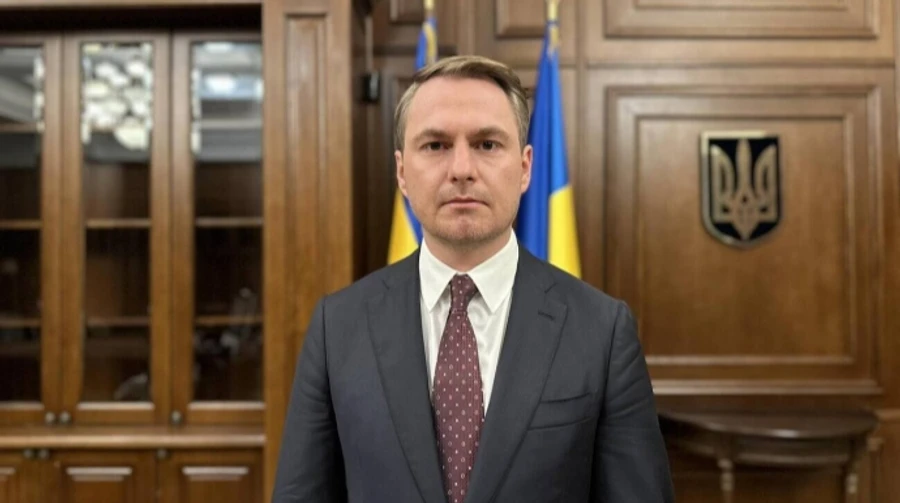 Кравченка нібито не могли знайти понад 12 годин: ОГП заявив, що генпрокурор на роботі