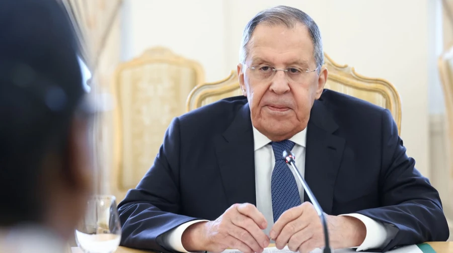 Лавров заявив про готовність росії до переговорів і звинуватив США у відході від посередництва