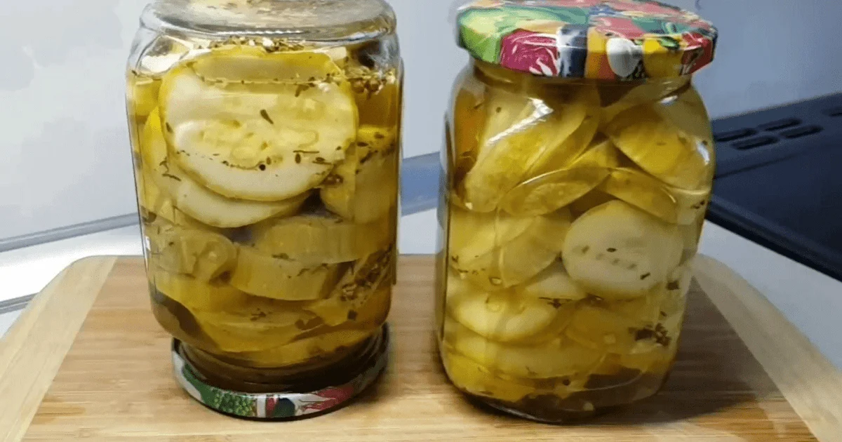 Мариновані кабачки на зиму: простий рецепт хрусткої закуски