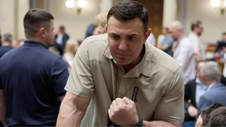 Миколу Тищенка підозрюють у схемі з «відкатами»: фонд, $1 млн і 12,6 млн грн