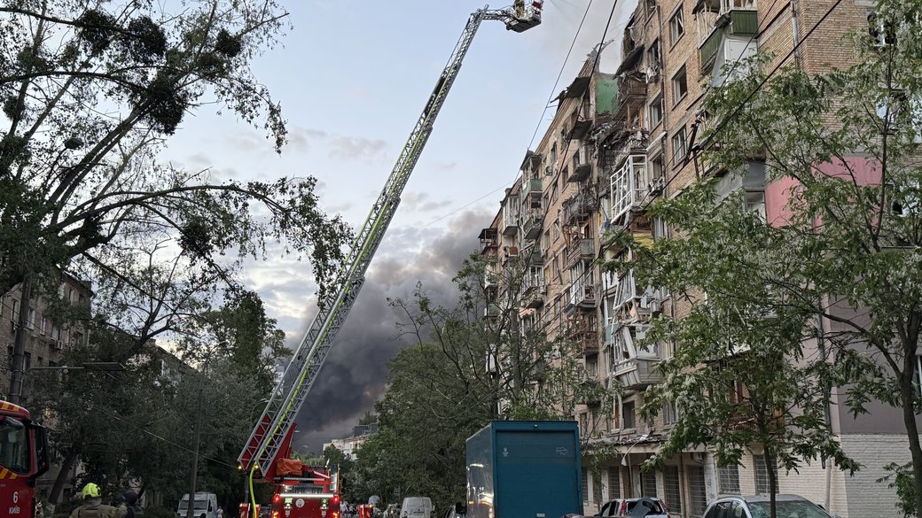 Нічний удар по Києву: росія атакувала столицю ракетами й дронами, є загиблі