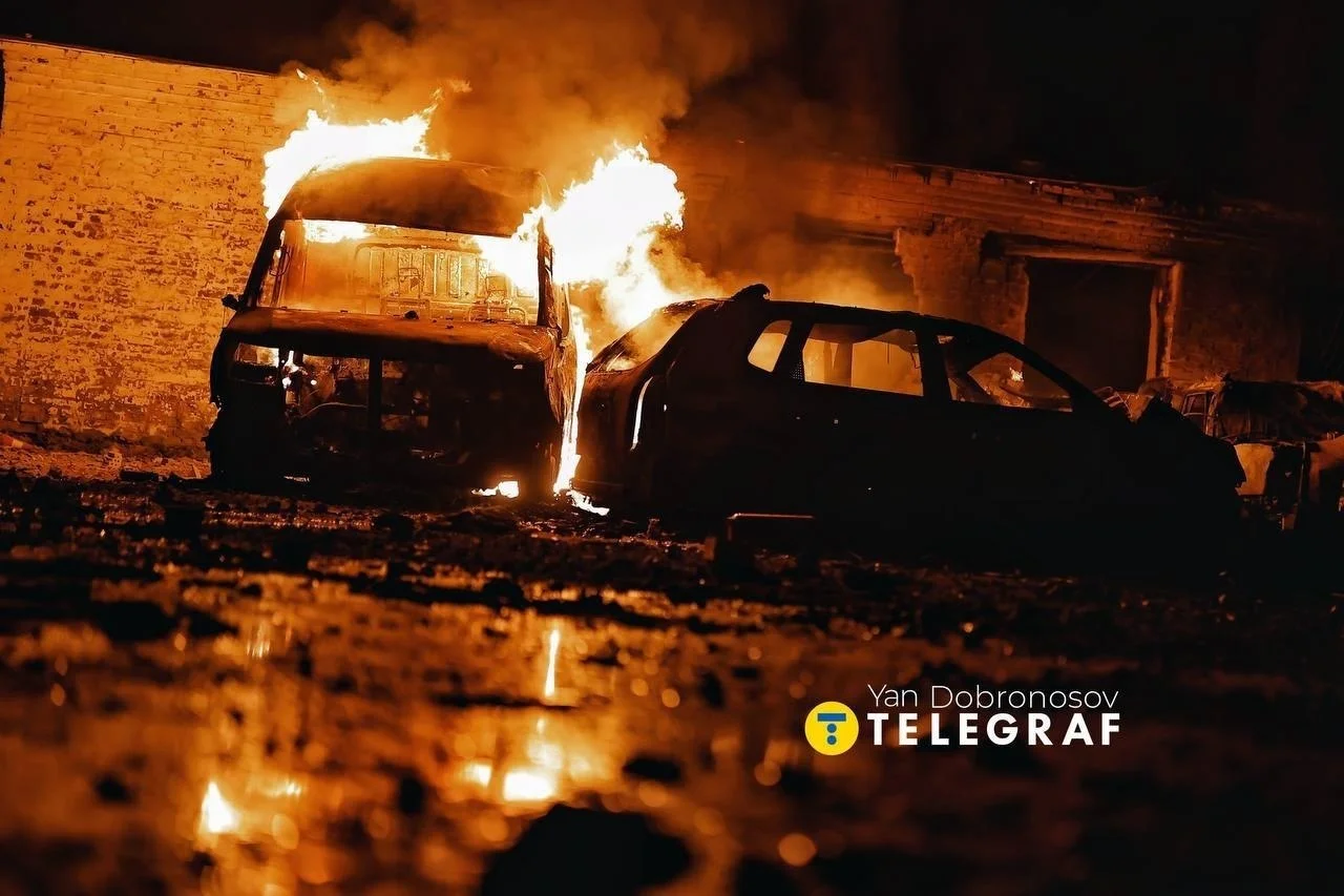 Обстріл у Києві: вже 13 загиблих — зруйнована дев’ятиповерхівка, пожежі та люди під завалами. ФОТО!