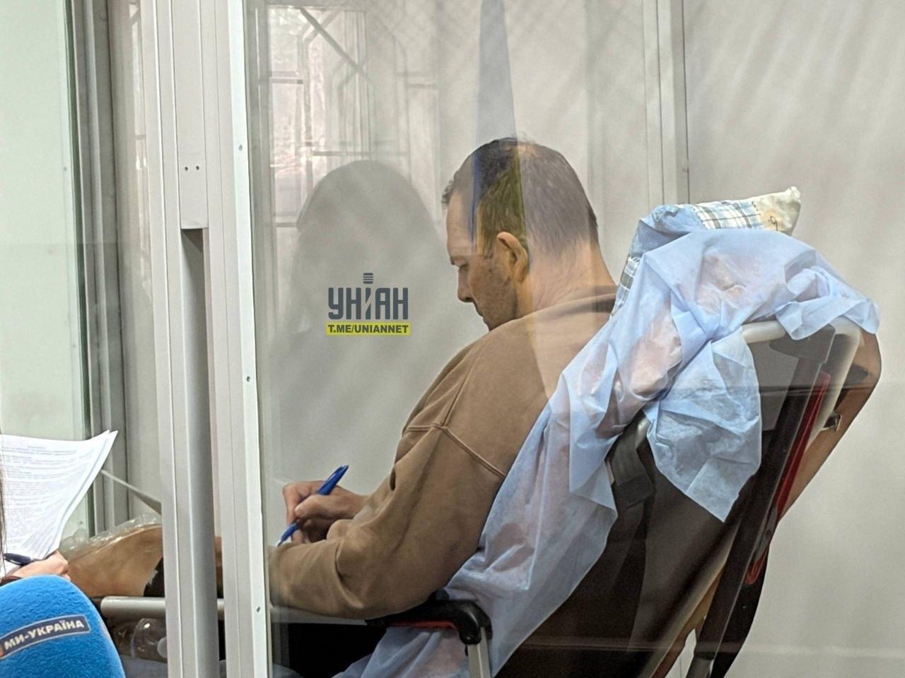 Пастора привезли до суду в медичному кріслі: у Києві обирають запобіжний захід після смертельної ДТП
