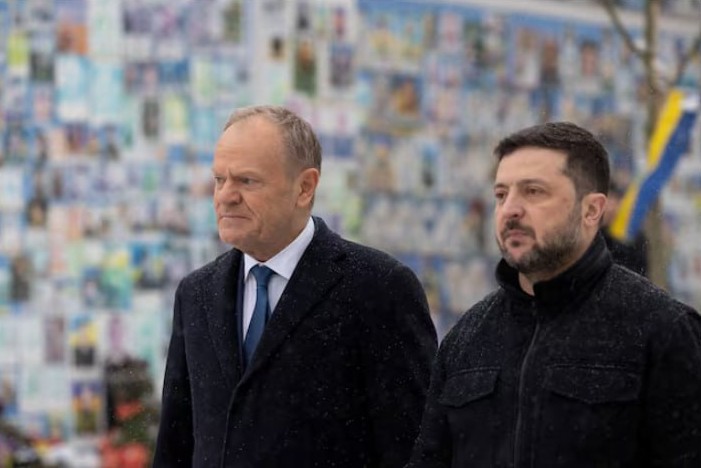 Польща вимагає місця за столом переговорів щодо України
