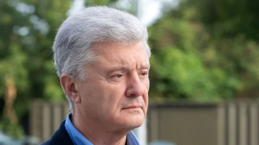 Порошенко відмовився від ордена Білого Орла