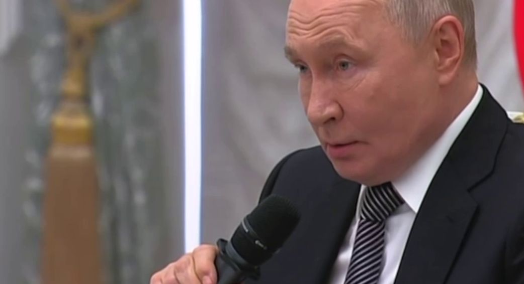 путін пригрозив відповіддю після удару по Старобільську