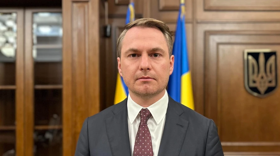 Руслан Кравченко відповів на звинувачення: будинок 280 м², сейф із грошима та віза дружини
