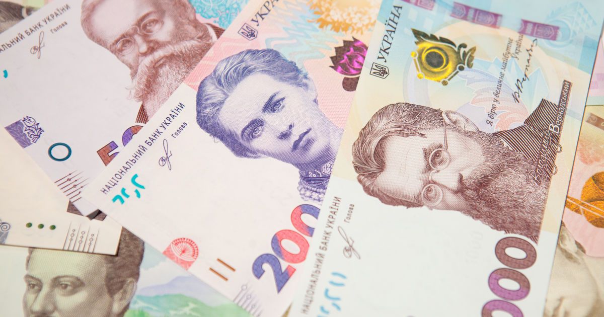 Шо, опять? Тариф на передачу електроенергії зріс одразу на 25%: скільки платитимуть українці у серпні