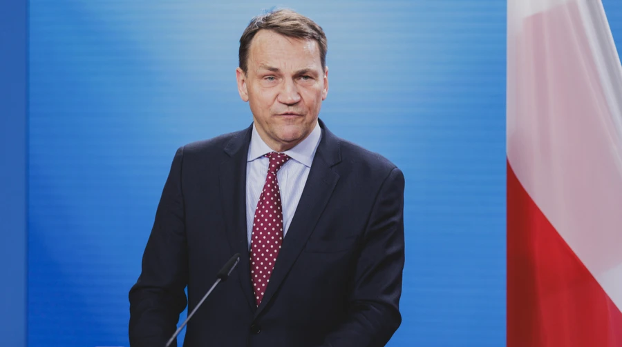 Сікорський закликав союзників активніше допомагати Україні з протиракетною обороною