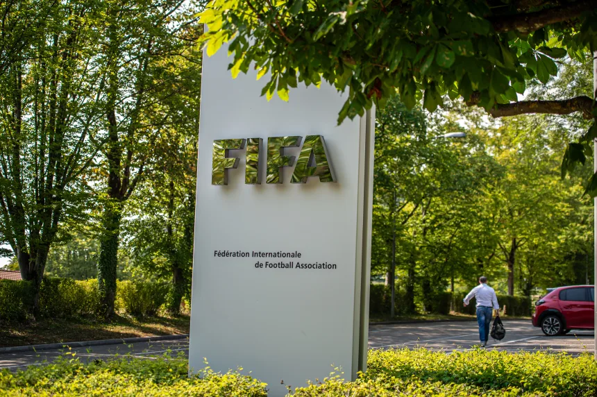 Скандал у FIFA! Самуель Ето'О став на захист Інфантіно: «Він не зробив нічого поганого»
