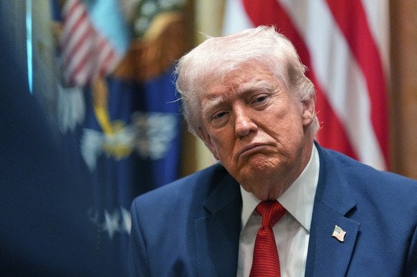 США призупинили операції в Ормузькій протоці: коментар Трампа