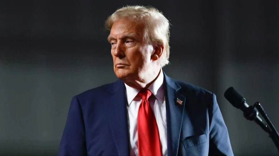 Трамп готовий ударити санкціями по росії: мита загрожують покупцям нафти, газу й урану