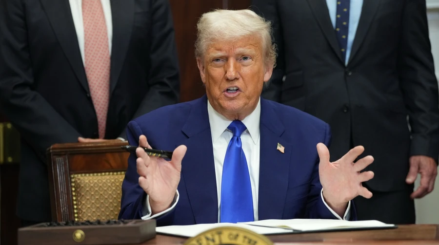 Трамп розповів про плани Путіна щодо НАТО і підписав незвичайний указ