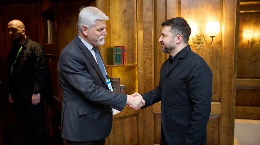 У Чехії пояснили, чому Зеленського не можуть позбавити ордена Білого лева