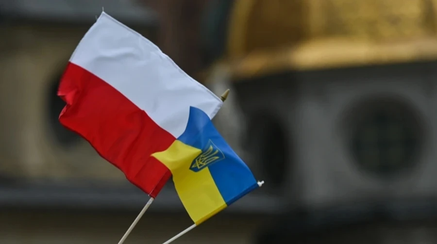У МЗС заявили про роботу над зниженням напруги у відносинах із Польщею