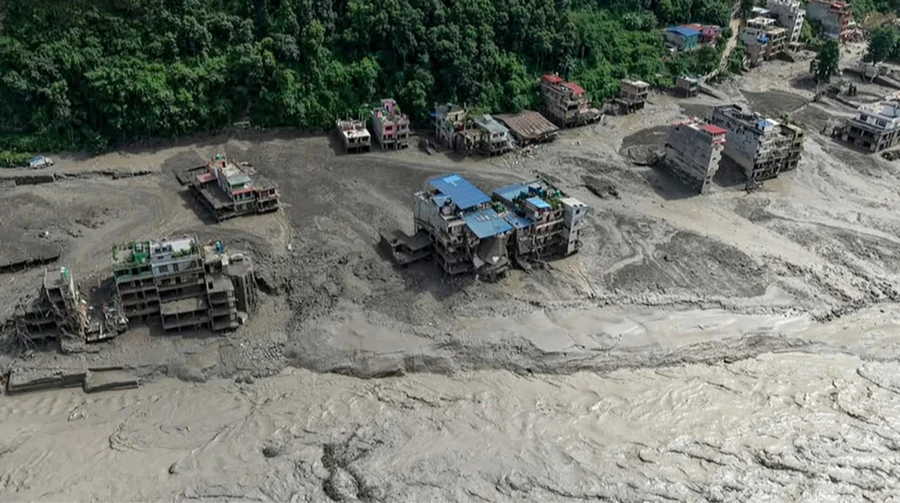У Непалі вже шукають до 64 українців: МЗС перевіряє нові дані поліції