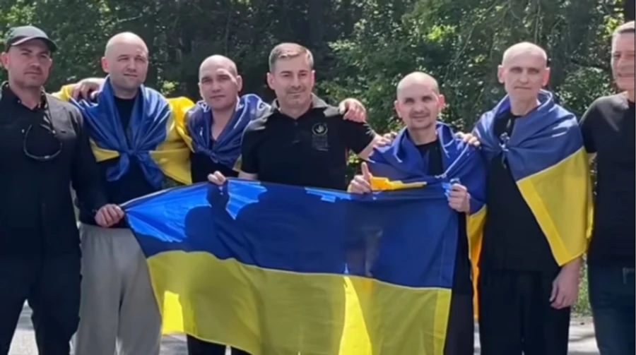 Україна повернула ще сімох цивільних із російської неволі