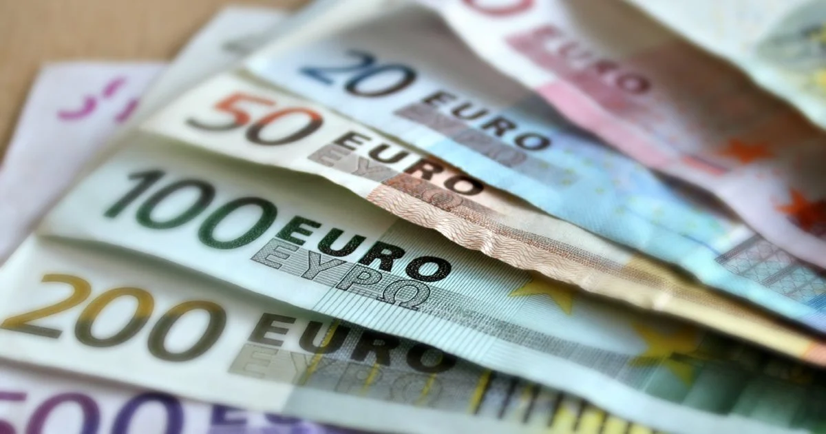 Увага! Українцям у Португалії виплатять понад €5 тисяч: хто може отримати гроші