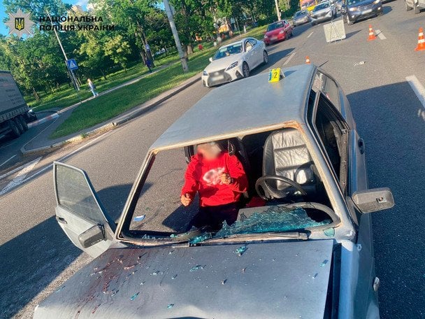 Водій Lada у Києві влаштував ДТП під впливом алкоголю з тяжкими наслідками