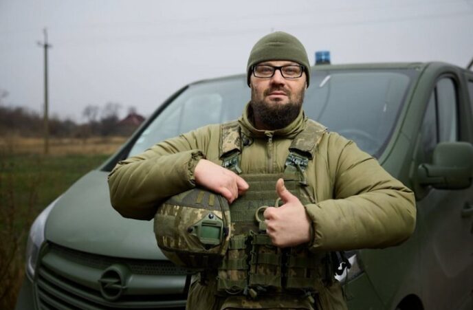 Втратив обидві ноги, але не зламався: історія медика 425 ОШП «Скеля», яка вражає