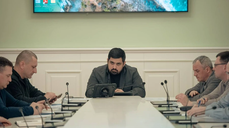 Зеленський раптово звільнив Тимура Ткаченка: конфлікт із Кличком завершився жорстким указом