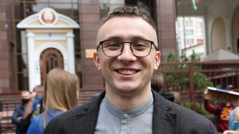  Жахливий скандал із донатами: У фонді Сергія Стерненка не вистачає майже 706 000 000 грн і $600 000 у крипті!
